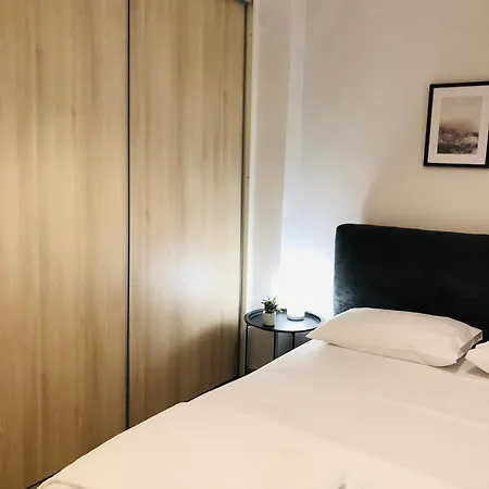 Ikies A&a & Apartman